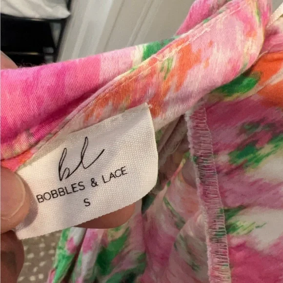 Bobbles&Lace Dress - Picture 3 of 3